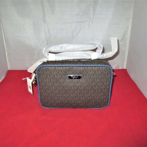 Michael Kors Signature Jet Set Item E/W Crossbody